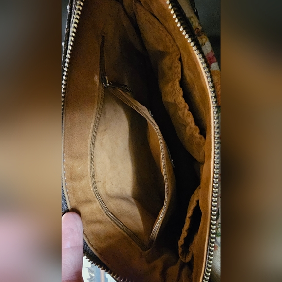 Patricia Nash Emeline Leather Crossbody Prarie Rose Floral Print EUC - Ink Marks - Picture 5 of 16